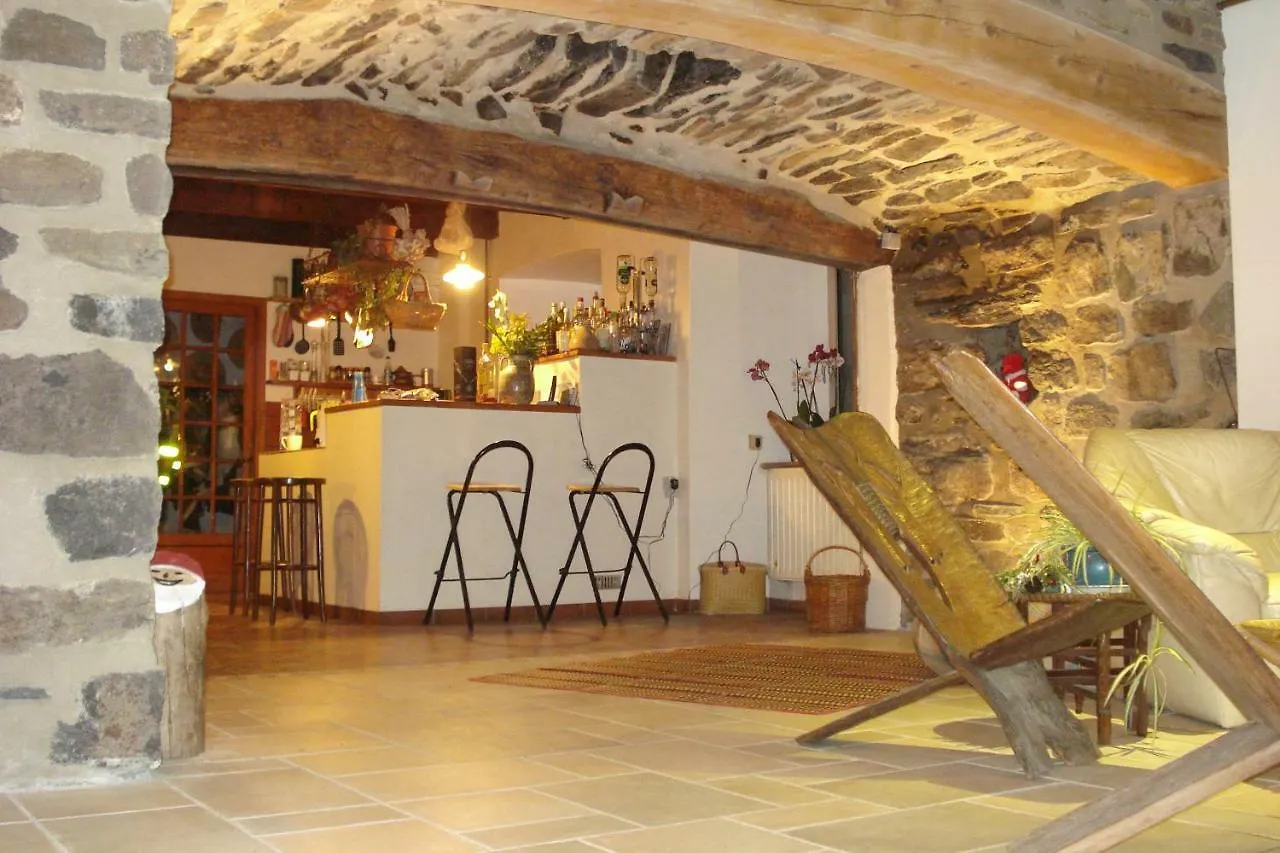 فندق مبيت وإفطار مبيت وإفطار Saint-Clément La Grange De L'Ardeyrol فرنسا